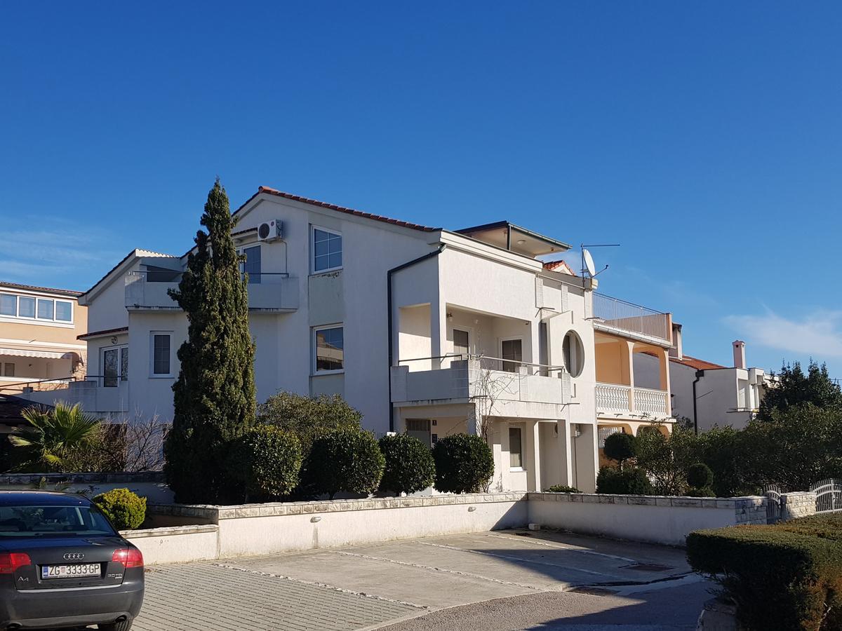 Apartments Harmony 诺瓦利娅 外观 照片